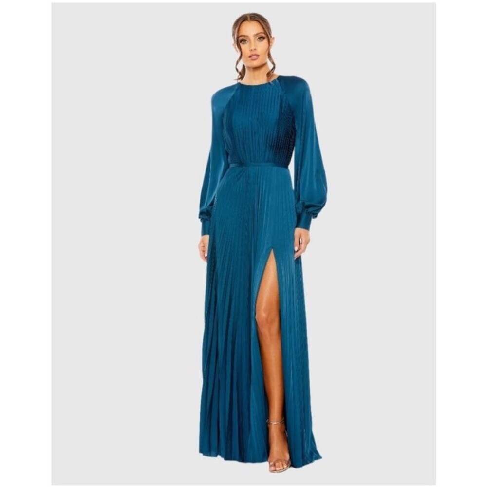 Mac Duggal 26590 Pleated High Neck Raglan Long Sleeve Side Slit Gown Size 4 NWOT